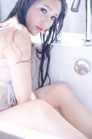亚洲女教师自慰大乳麻豆_BD韩语全集免费观看