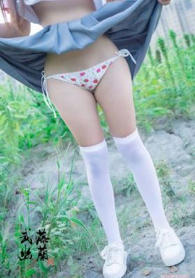少妇扒开腿让我添69式_中文字幕在线观看
