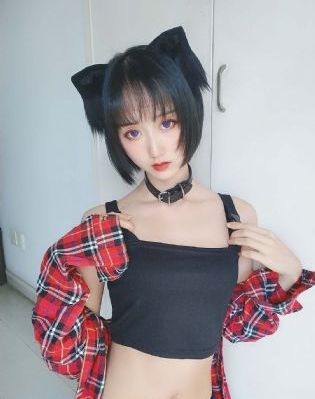 美食的俘虏中文版国语版免费观看_成人在线观看免费